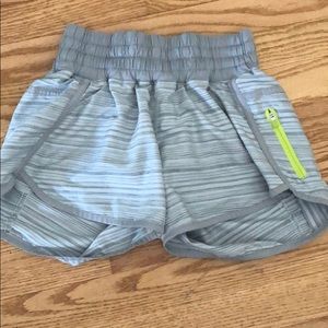 Lululemon short